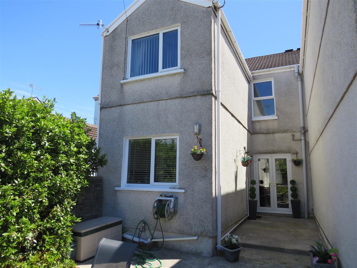 Andrew Street, Llanelli, Carms, SA15 3YW Property for Sale Willow